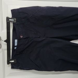 Women's Izod capris.